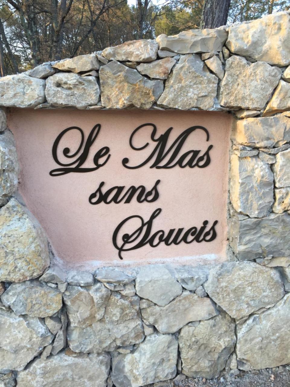 Bed and Breakfast Domaine Le Mas Sans Soucis Фаянс Экстерьер фото
